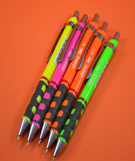 قلم سنون 0.7 ( rotring ) قلم سنون 0.7 ( rotring )