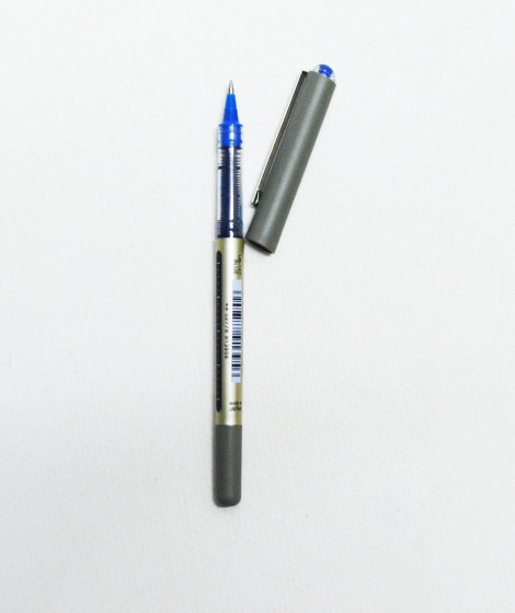 uni ball pen
