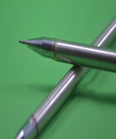 Pin thread Pin thread