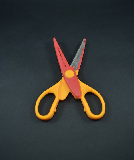 Zigzag scissors Zigzag scissors
