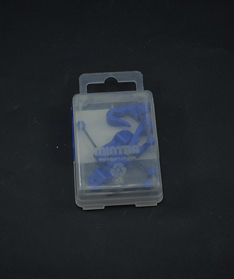 plastic picture hanger